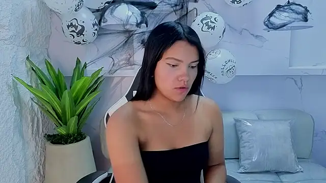 Snapshot of antonela_tp chatting on October 2025 12:46:01 PM antonela tp online show from October 2025 12:46:01 PM