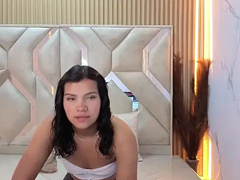 Snapshot of antonela_tp chatting on November 2025 01:00:02 PM antonela tp online show from November 2025 01:00:02 PM