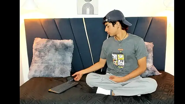 maicol cum23 online show from September 2025 01:33:01 PM