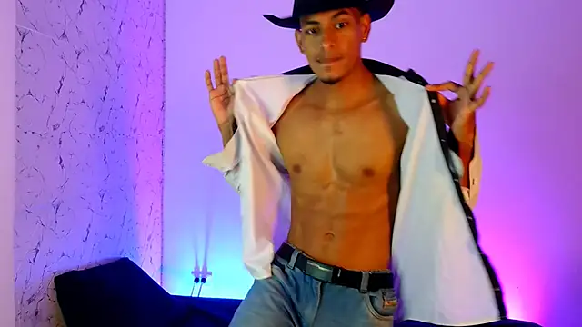 lorian vikel online show from February 2026 10:05:02 PM