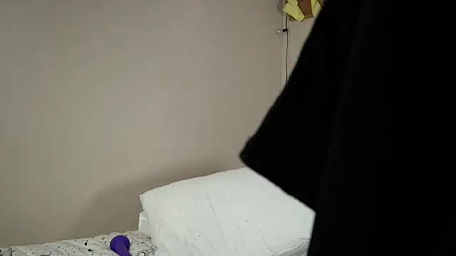 scottishtwink01 online show from November 2025 08:49:01 PM