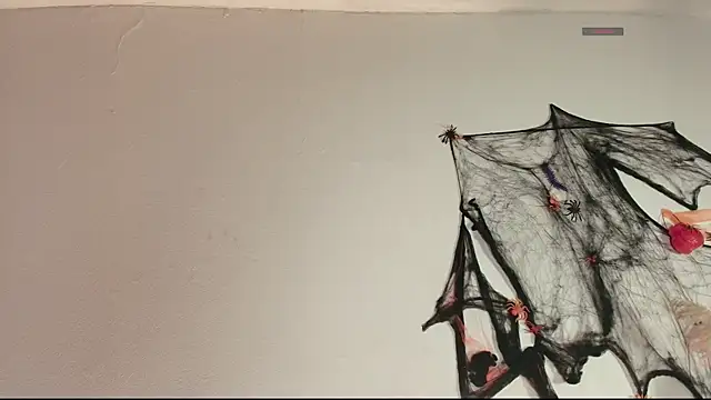 Snapshot of Missandy_ chatting on October 2025 08:16:02 PM Missandy online show from October 2025 08:16:02 PM