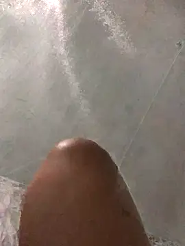 Snapshot of luzmelzinha chatting on October 2025 03:28:01 AM luzmelzinha online show from October 2025 03:28:01 AM