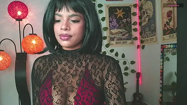 Snapshot of Raven_luv chatting on September 2025 10:10:02 PM Raven luv online show from September 2025 10:10:02 PM