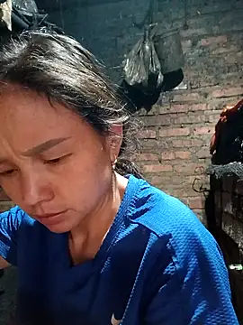 Snapshot of kemtuoi-sex chatting on September 2025 12:48:02 AM kemtuoi-sex online show from September 2025 12:48:02 AM