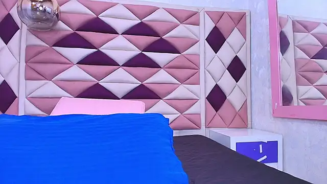 abbyrouss  online show from September 2025 03:08:01 AM