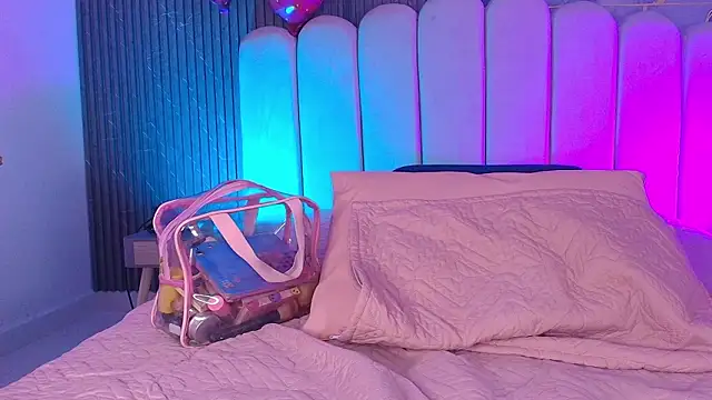 abbyrouss  online show from February 2026 03:15:02 AM