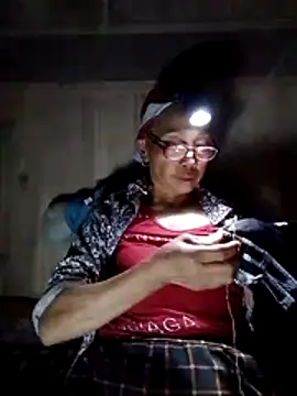 -Xuka-200 online show from October 2025 12:30:01 PM