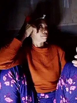 -Xuka-200 online show from November 2025 09:37:02 PM