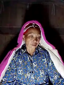 -Xuka-200 online show from November 2025 11:55:02 AM