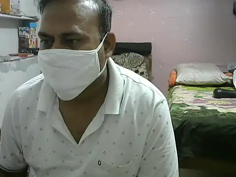 Famit025 online show from February 2026 05:32:01 PM