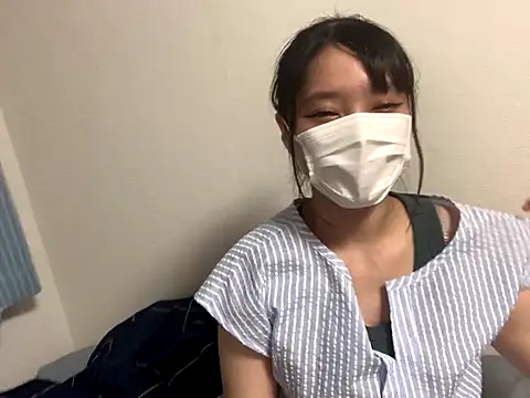 Snapshot of ituki_0415 chatting on November 2025 05:34:01 PM ituki 0415 online show from November 2025 05:34:01 PM