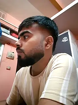 soniriyaa010101 online show from November 2025 01:11:02 PM