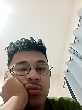 itsyour Asianboy15 online show from April 2026 12:23:01 PM