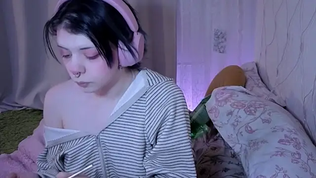 Alice Zev online show from April 2026 02:14:02 AM