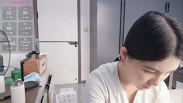 luckckcj online show from November 2025 02:14:01 AM