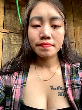 chipp-bong online show from October 2025 12:34:01 AM