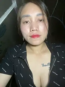 chipp-bong online show from April 2026 02:25:01 PM