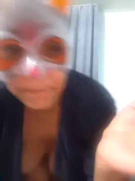 Layd38 online show from November 2025 01:00:01 PM