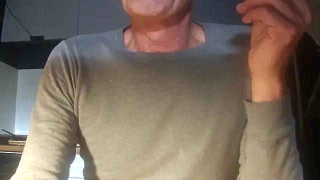 AntonioNice iml online show from November 2025 03:23:02 PM