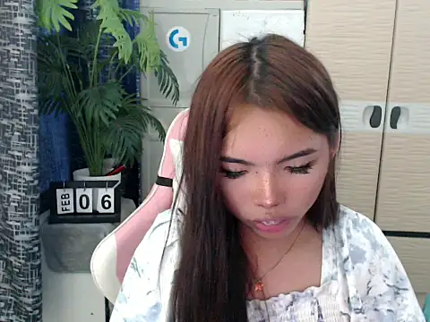 cutie milker online show from February 2026 09:45:01 AM