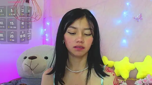 Snapshot of april_bennett chatting on May 2026 01:49:02 PM april bennett online show from May 2026 01:49:02 PM