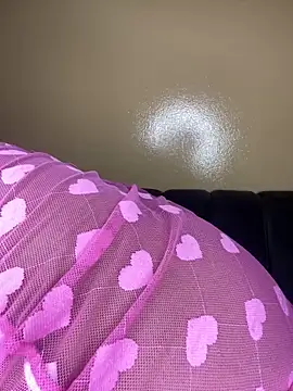 Snapshot of MilfBoobsxx chatting on April 2026 04:08:01 PM MilfBoobsxx online show from April 2026 04:08:01 PM