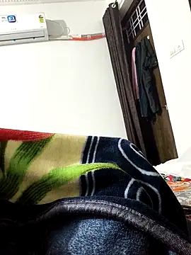 Snapshot of Chanderi19 chatting on February 2026 04:14:01 PM Chanderi19 online show from February 2026 04:14:01 PM