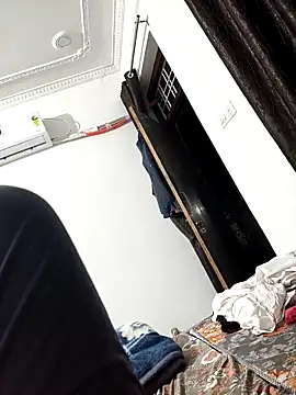 Snapshot of Chanderi19 chatting on February 2026 04:08:01 PM Chanderi19 online show from February 2026 04:08:01 PM