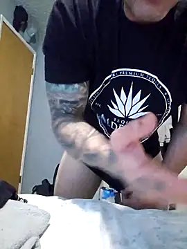 maxelbueno online show from September 2025 09:37:01 PM