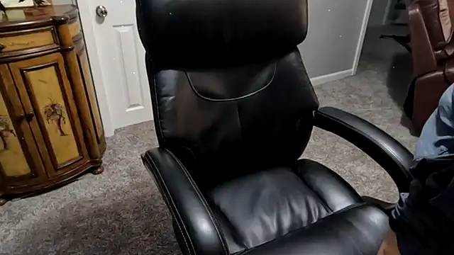 Mickelangello75 online show from September 2025 03:27:02 PM