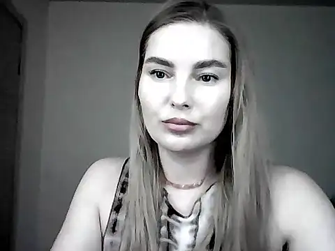 Zeriellee online show from May 2026 01:30:01 PM