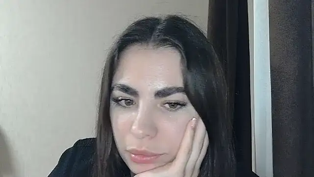 Noviraa online show from May 2026 11:54:01 PM