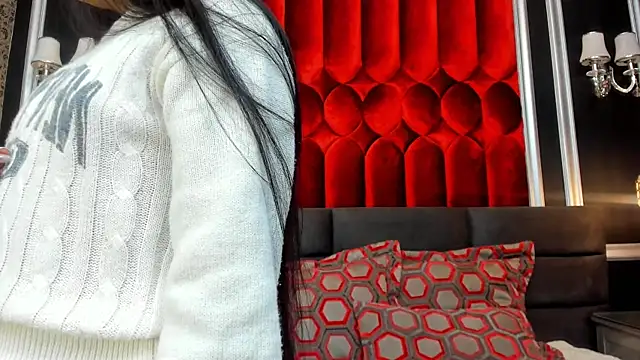 Snapshot of SharonBonet chatting on November 2025 01:54:02 PM SharonBonet online show from November 2025 01:54:02 PM