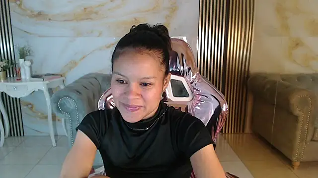 catalina5 s online show from January 2026 01:05:02 PM