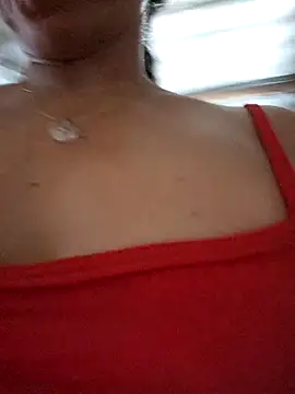 Snapshot of Lucerito-Hot chatting on February 2026 11:43:02 AM Lucerito-Hot online show from February 2026 11:43:02 AM