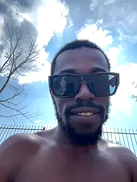 Snapshot of toy-boyluv chatting on September 2025 05:47:02 PM toy-boyluv online show from September 2025 05:47:02 PM