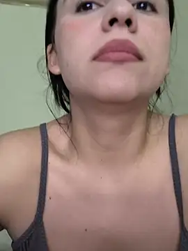 Snapshot of Daniela-rosee chatting on July 2026 11:33:01 PM Daniela-rosee online show from July 2026 11:33:01 PM