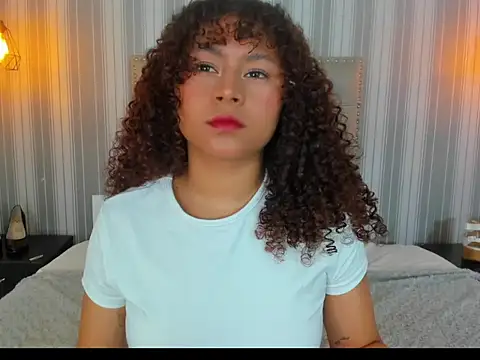 Sofiapassionne online show from July 2026 02:52:02 PM
