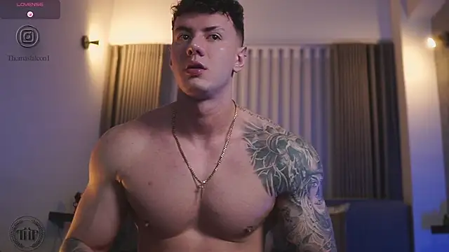 Thomas Falcon online show from November 2025 01:19:02 AM