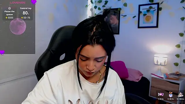 MarilynWhite  online show from December 2025 06:27:01 PM