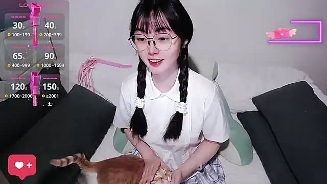 baby-yaya20 online show from June 2026 11:22:02 AM