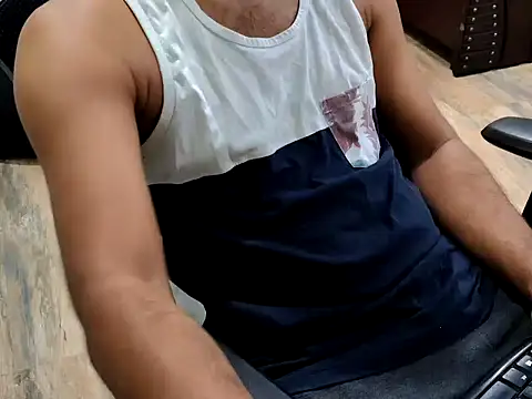 Snapshot of ZoroArcher chatting on September 2025 06:22:02 PM ZoroArcher online show from September 2025 06:22:02 PM