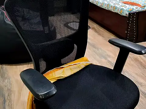 Snapshot of ZoroArcher chatting on September 2025 08:57:02 PM ZoroArcher online show from September 2025 08:57:02 PM