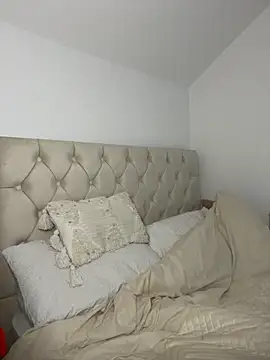 SexySaraxxoo online show from September 2025 08:56:02 PM