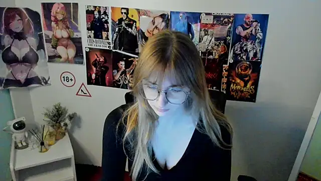 NeyliDream online show from October 2025 12:47:02 PM