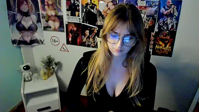 NeyliDream online show from October 2025 12:48:02 PM