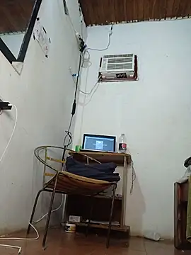 girlpee online show from July 2026 09:22:01 AM