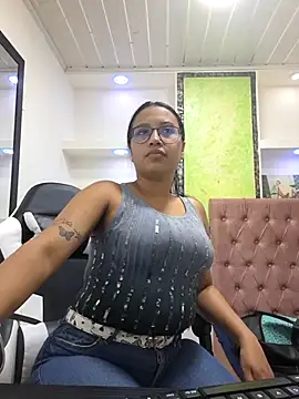 susan mooree online show from November 2025 05:50:02 PM