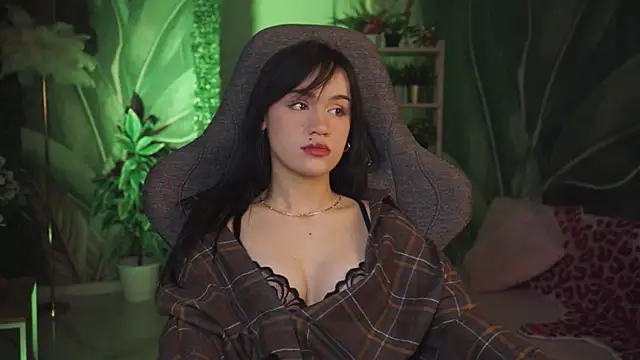 MonicaFarmer online show from April 2026 11:18:01 PM